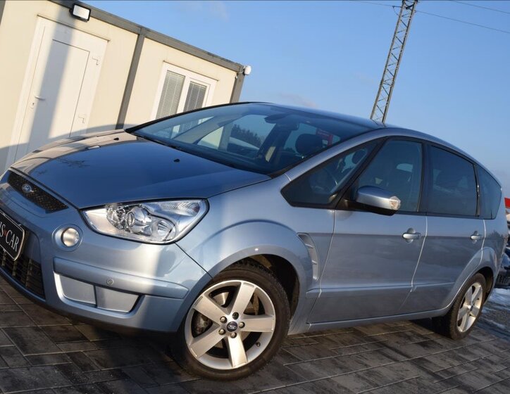 Ford S-MAX MPV 2,0 l 107 kw