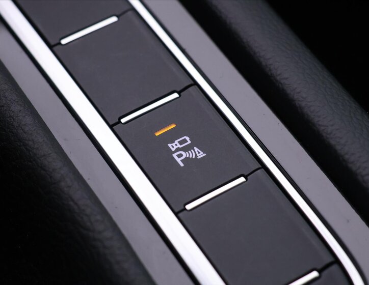 Volkswagen Arteon Kombi 2,0 l 147 kw