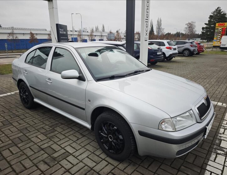 Škoda Octavia Liftback 1,6 l 75 kw