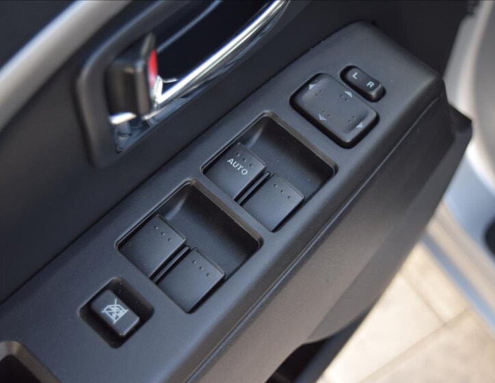 Mazda 5 Kombi 1,8 l 85 kw