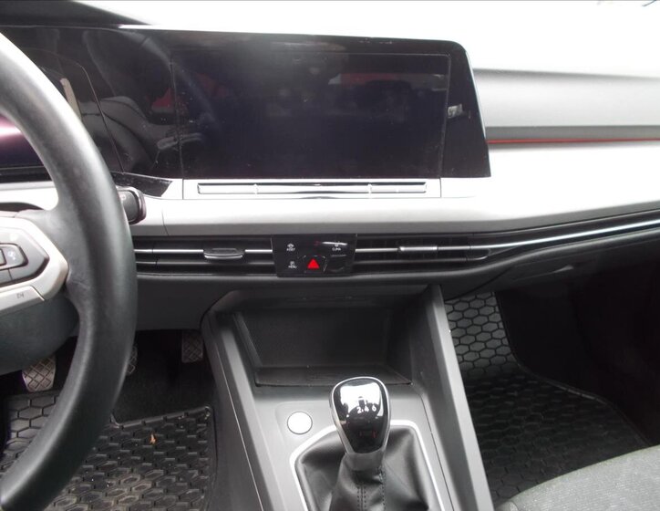 Volkswagen Golf Kombi 1,5 l 96 kw