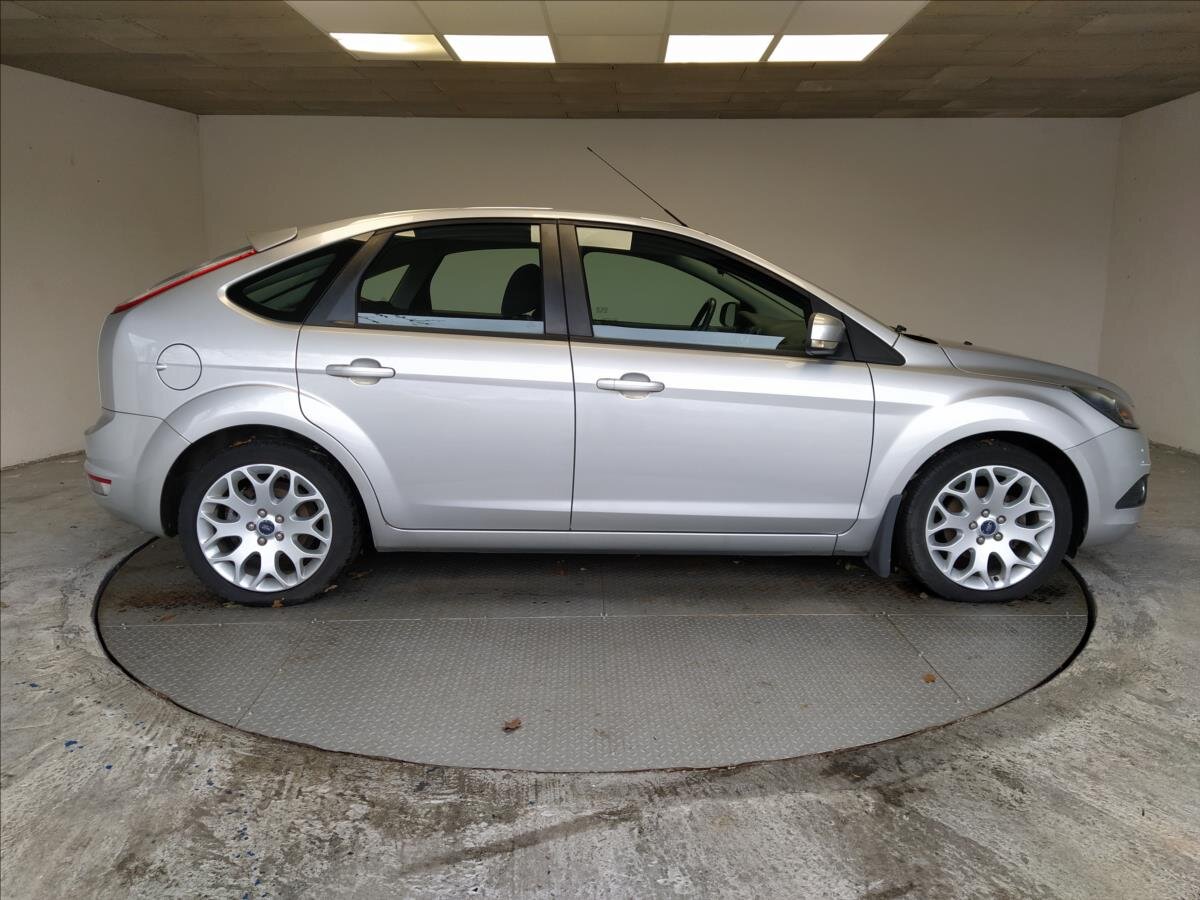 Ford Focus Hatchback 1,6 l 74 kw