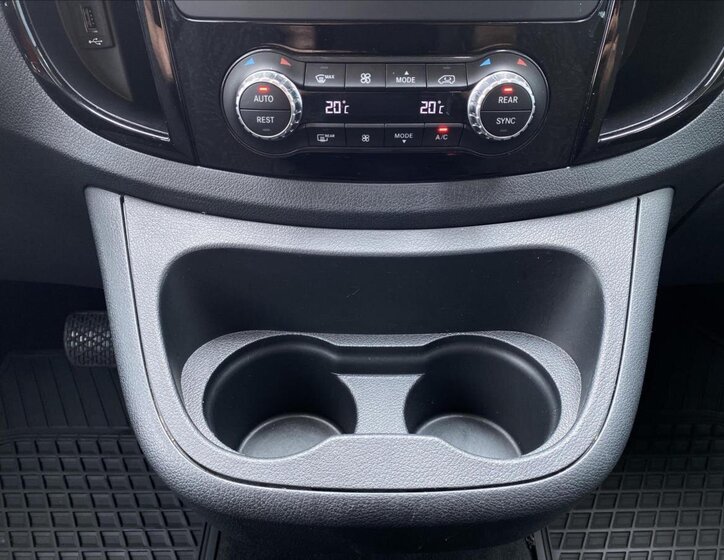 Mercedes-Benz Vito 16