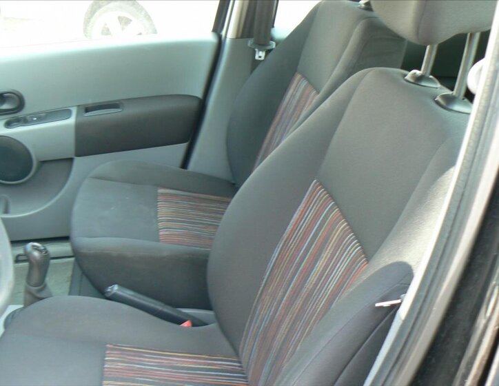 Renault Modus Kombi 1,1 l 55 kw