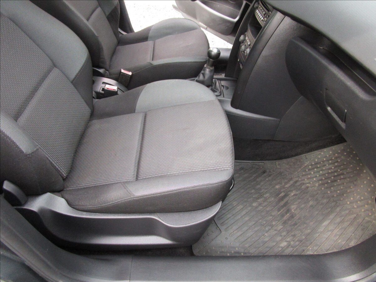 Peugeot 207 Hatchback 1,4 l 70 kw