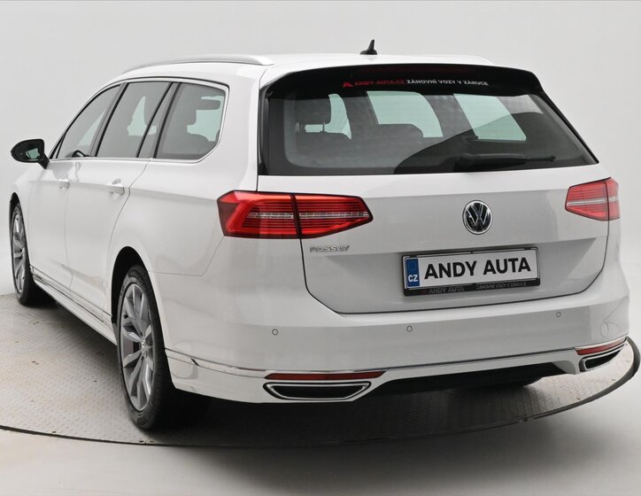 Volkswagen Passat Kombi 1,5 l 110 kw