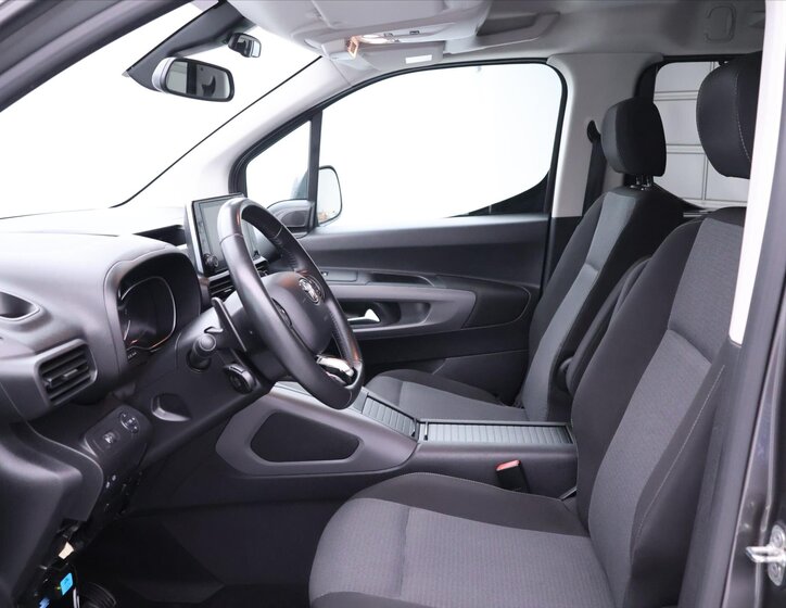 Toyota ProAce City Verso 11