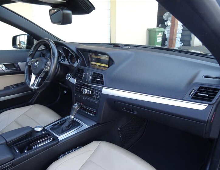 Mercedes-Benz Třídy E 25