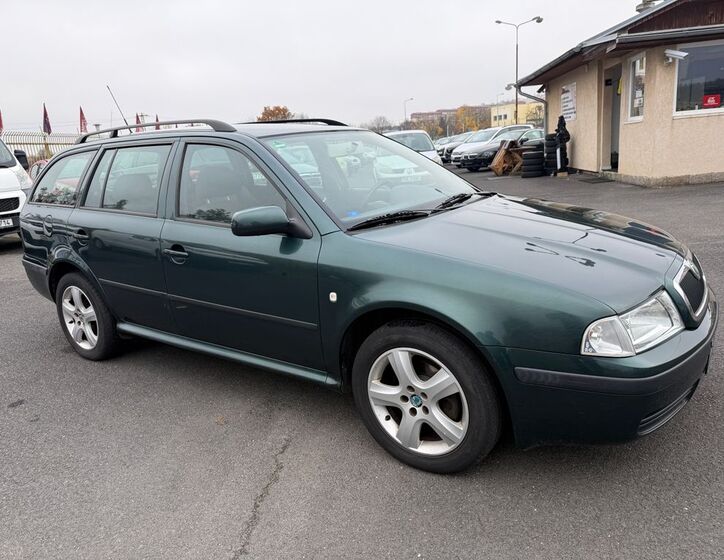 Škoda Octavia 1