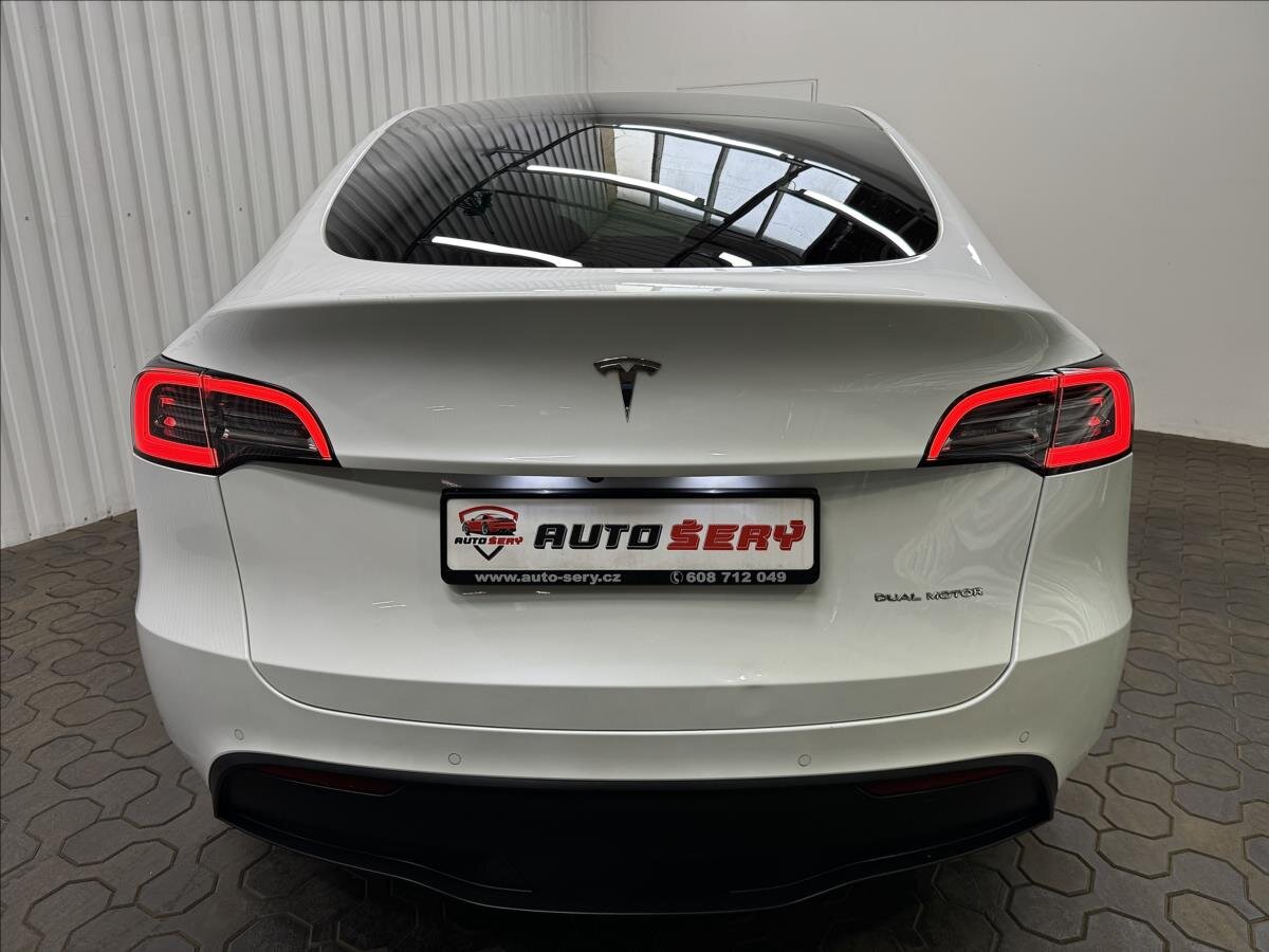 Tesla Model Y SUV 0,0 378 kw
