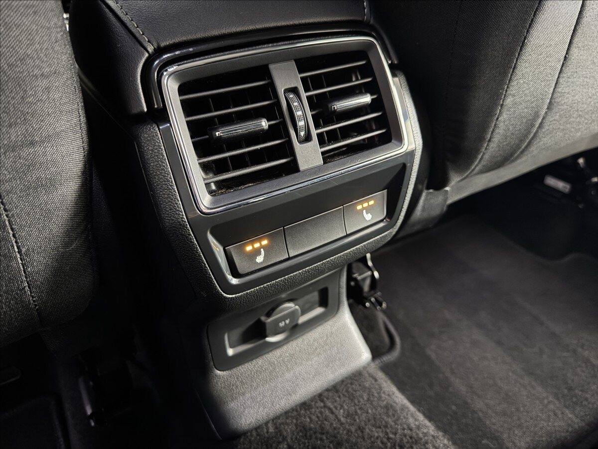 Škoda Karoq SUV / Terénní 2,0 l 85 kw