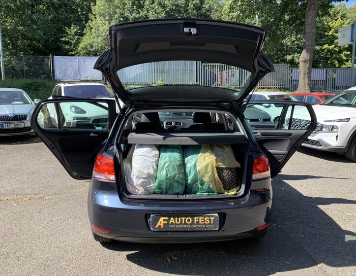 Volkswagen Golf Hatchback 1,2 l 63 kw