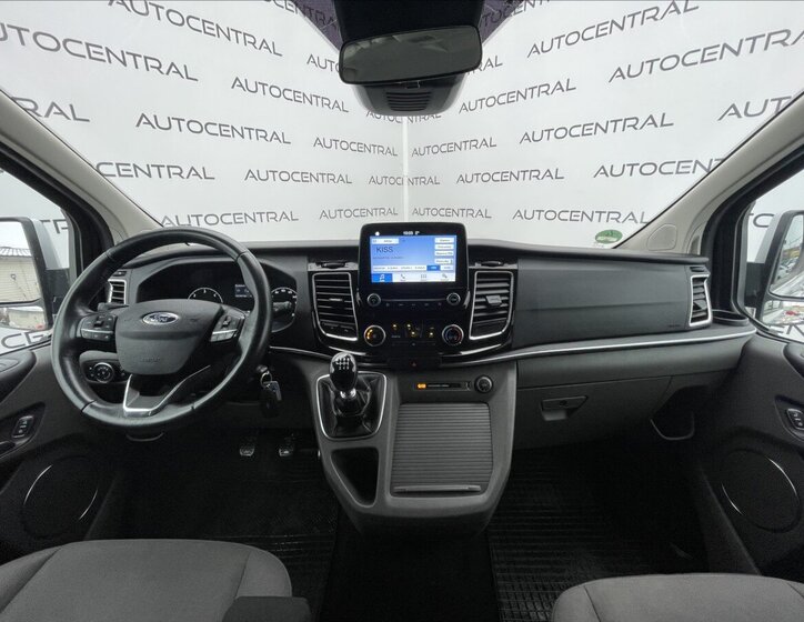 Ford Tourneo Custom MPV 2,0 l 96 kw