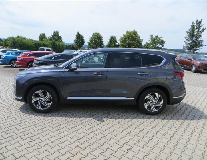 Hyundai Santa Fe 4