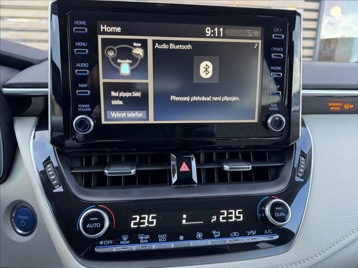 Toyota Corolla Sedan / Limuzína 1,8 l 72 kw