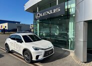 Lexus LBX Kombi 1,5 l 67 kw