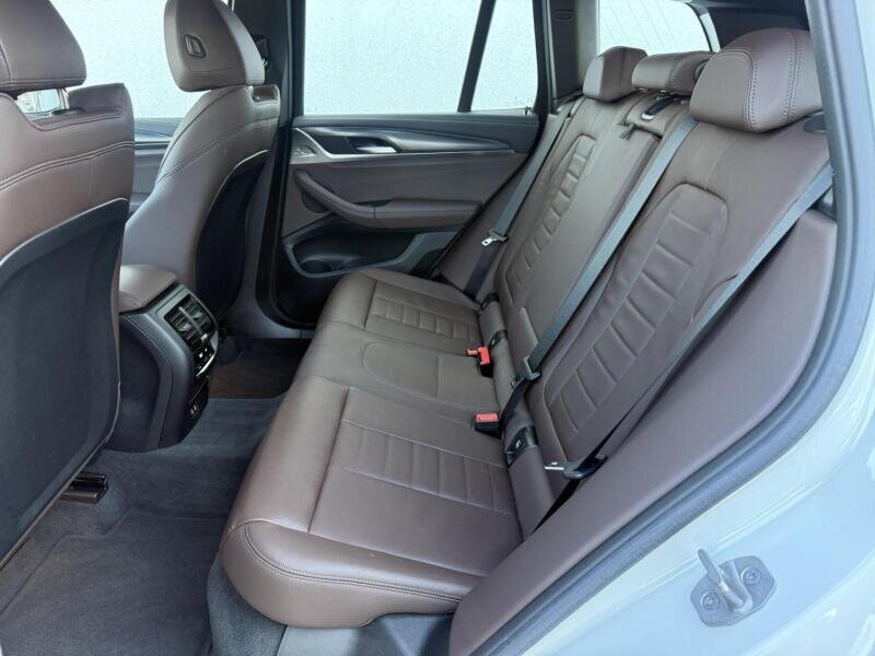 BMW X3 SUV 2,0 l 140 kw