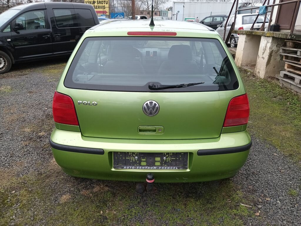 Volkswagen Polo Hatchback 999,0 37 kw