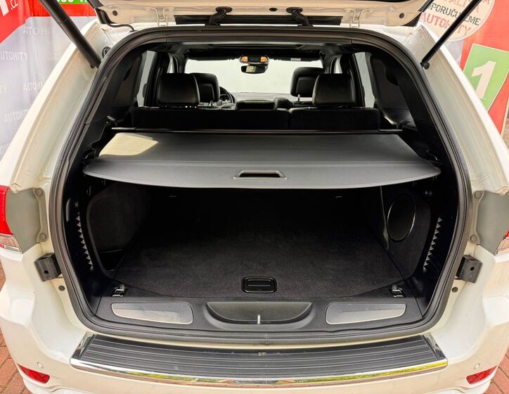 Jeep Grand Cherokee 10