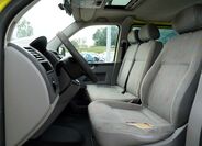 Volkswagen Caravelle 10