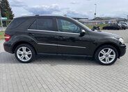 Mercedes-Benz Třídy M SUV / Terénní 3,0 l 165 kw