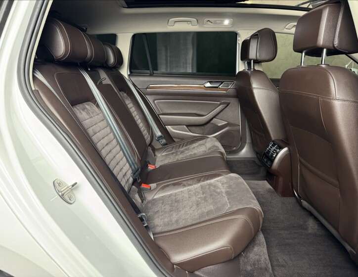 Volkswagen Passat 12