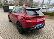 Opel Grandland SUV 1,2 l 96 kw