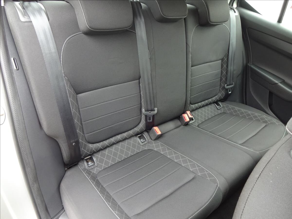 Škoda Fabia Hatchback 999,0 70 kw