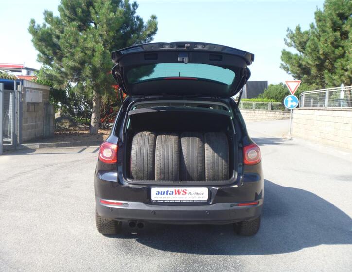 Volkswagen Tiguan 30