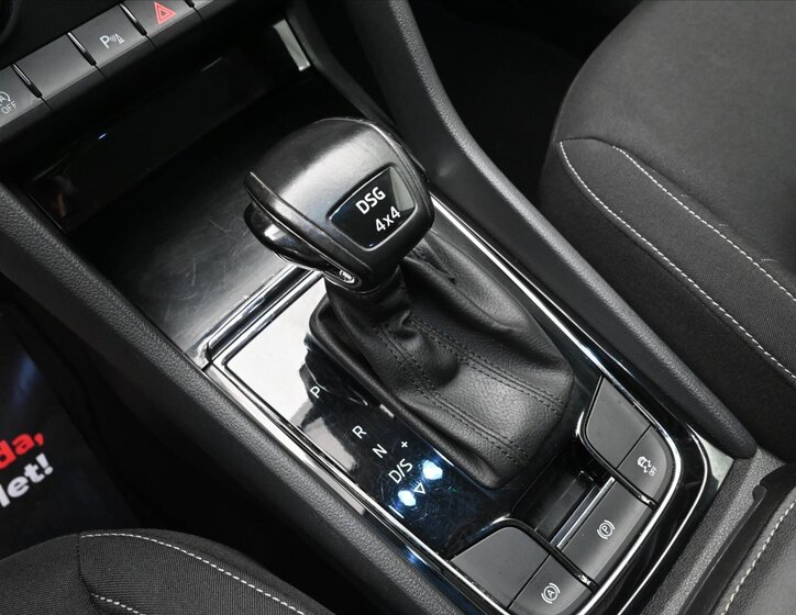 Škoda Karoq SUV / Terénní 2,0 l 110 kw