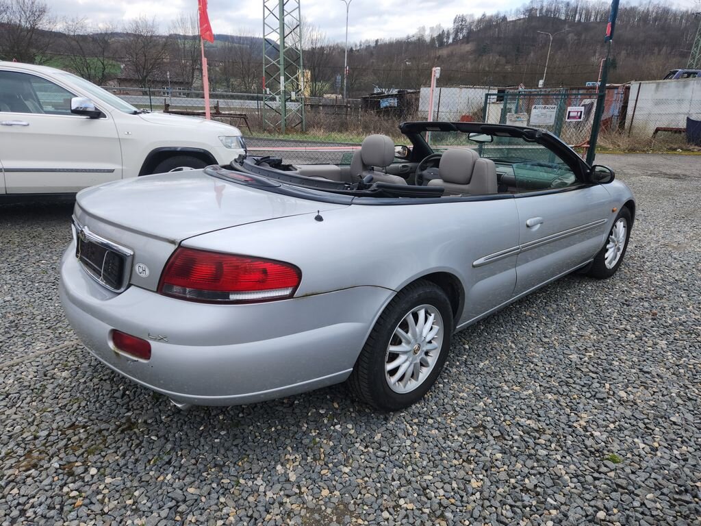 Chrysler Sebring Kabriolet 2,7 l 149 kw