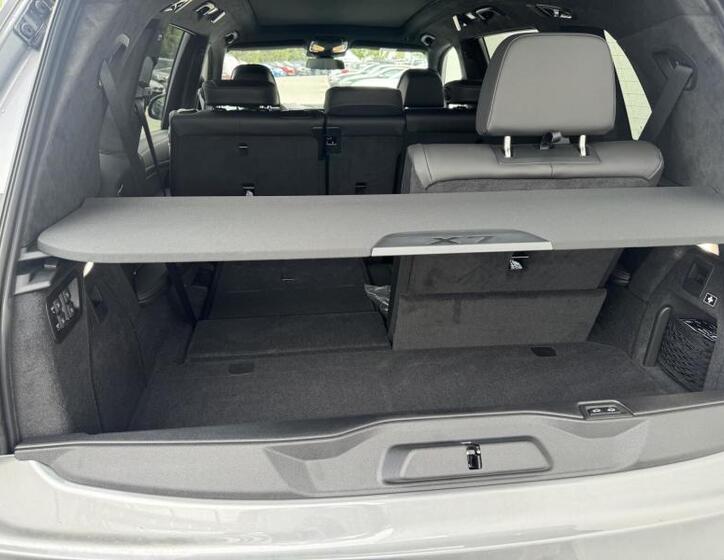 BMW X7 20