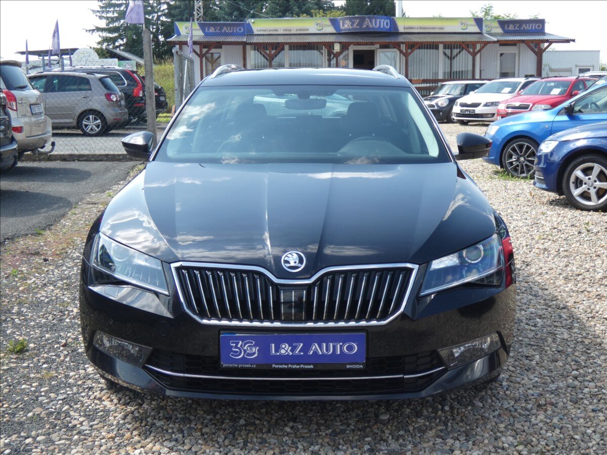 Škoda Superb Kombi 1,5 l 110 kw