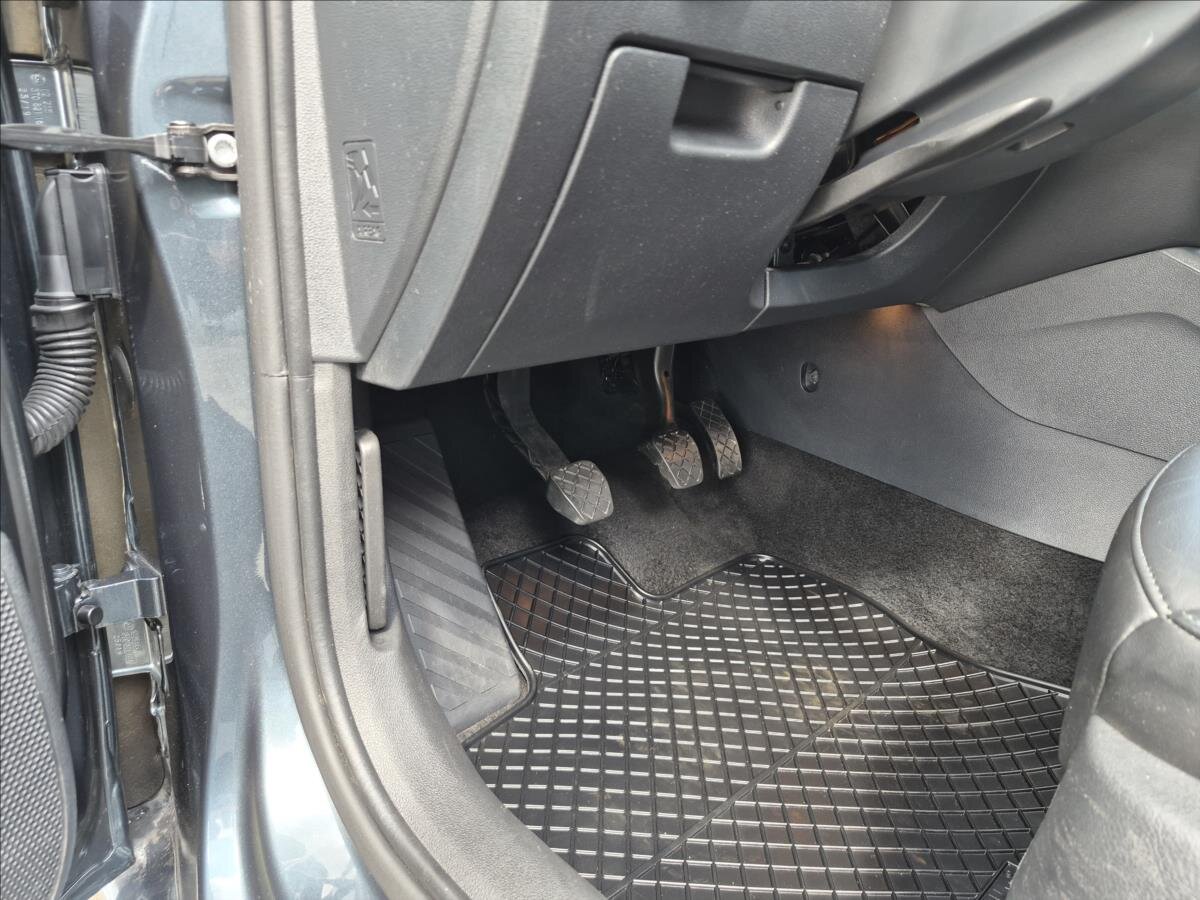 Škoda Octavia Kombi 1,5 l 110 kw