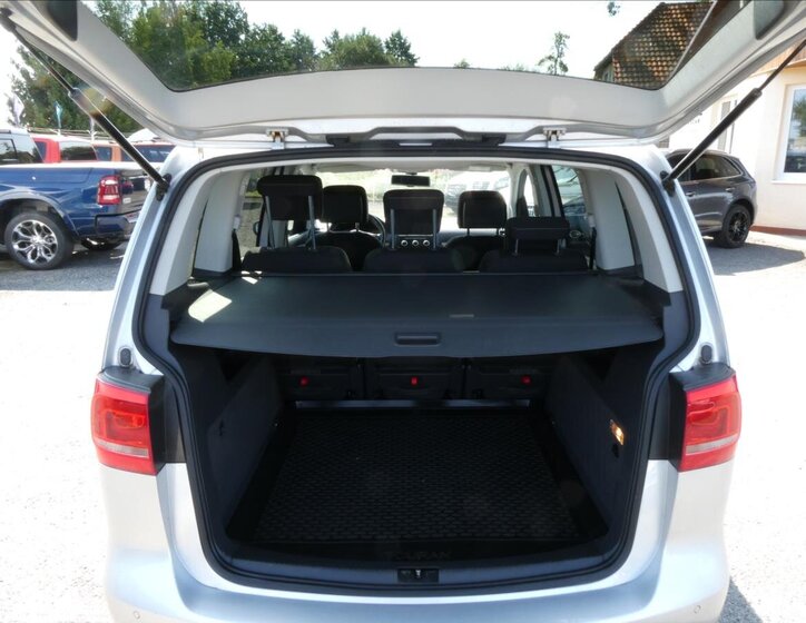 Volkswagen Touran MPV 1,4 l 103 kw