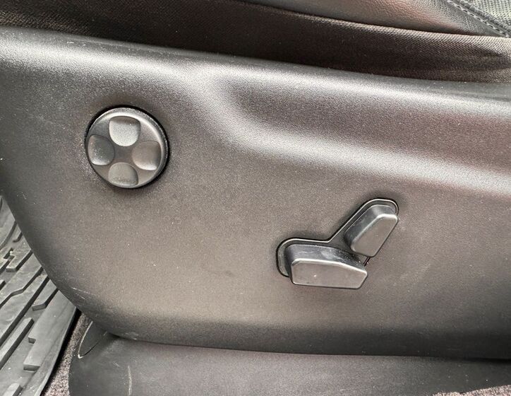 Jeep Grand Cherokee 20