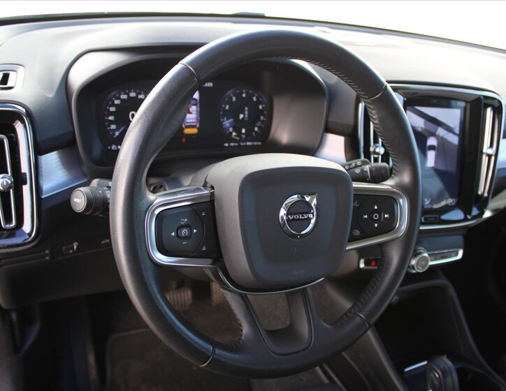 Volvo XC40 17