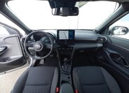 Toyota Yaris Cross CUV 1,5 l 68 kw