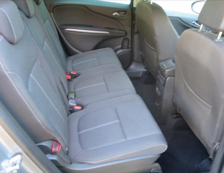 Opel Zafira VAN-Minibus 2,0 l 125 kw