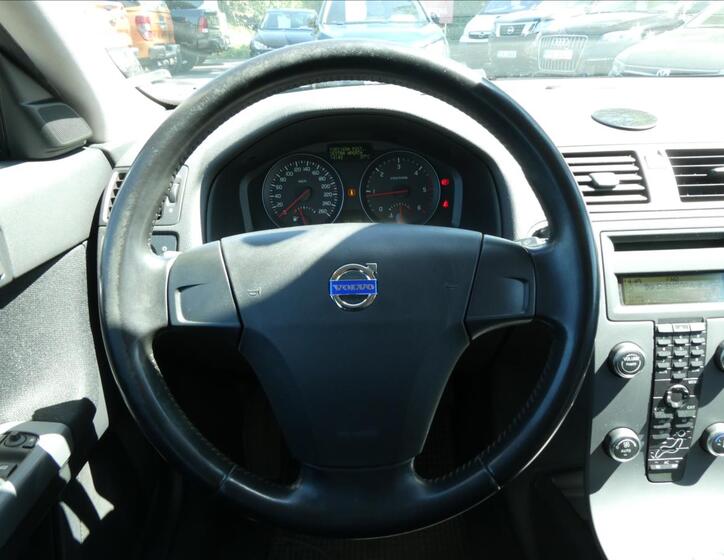 Volvo V50 27