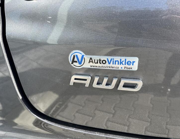 Ford Mustang Mach-E 6