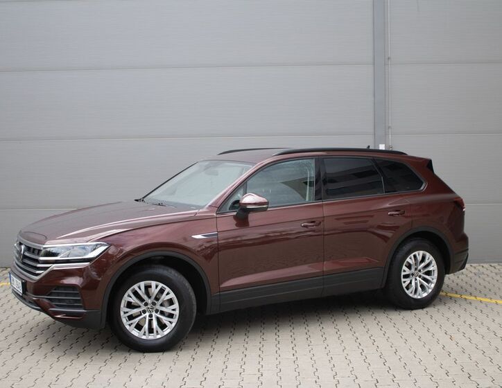 Volkswagen Touareg 2