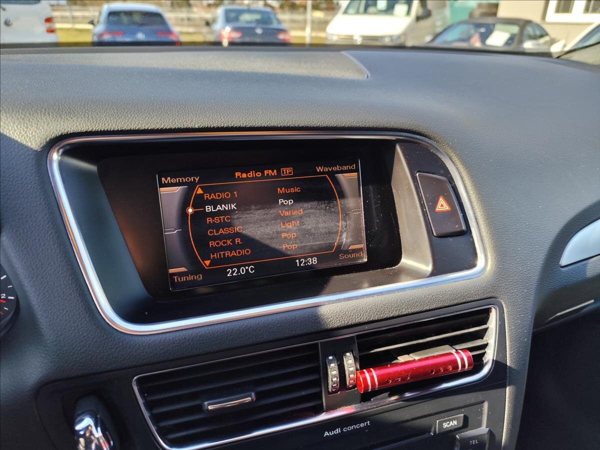 Audi Q5 Kombi 3,0 l 176 kw