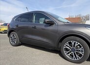 Ford Kuga SUV / Terénní 2,5 l 165 kw