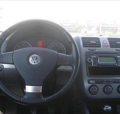 Volkswagen Golf 9