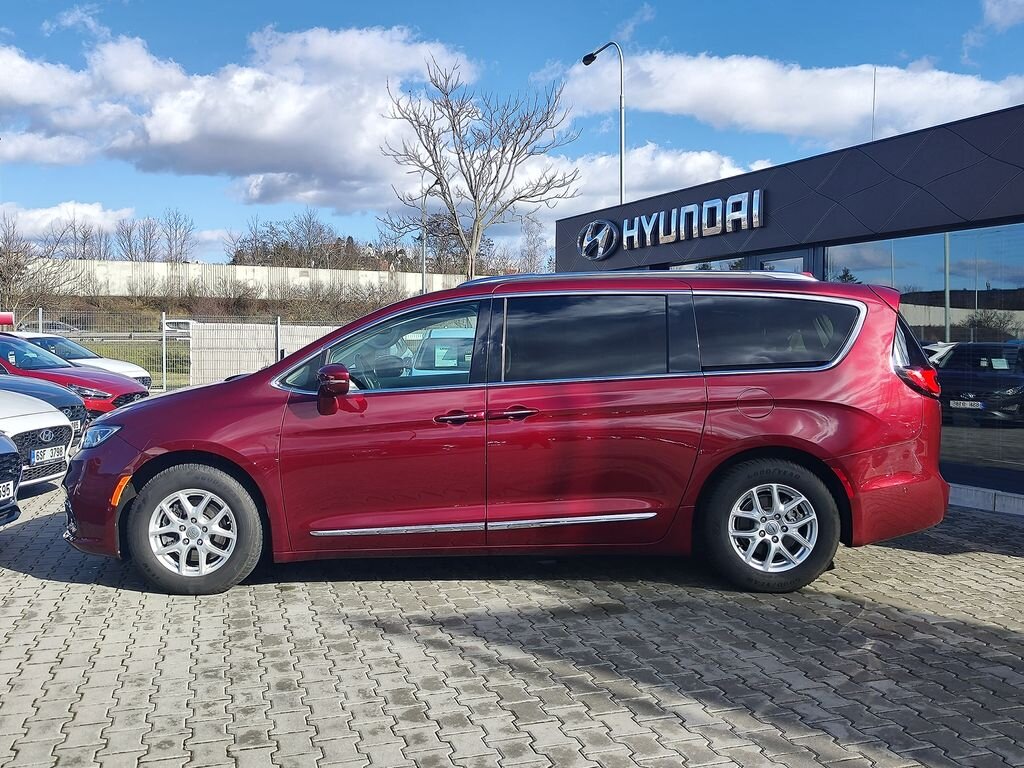 Chrysler Pacifica MPV 3,6 l 214 kw