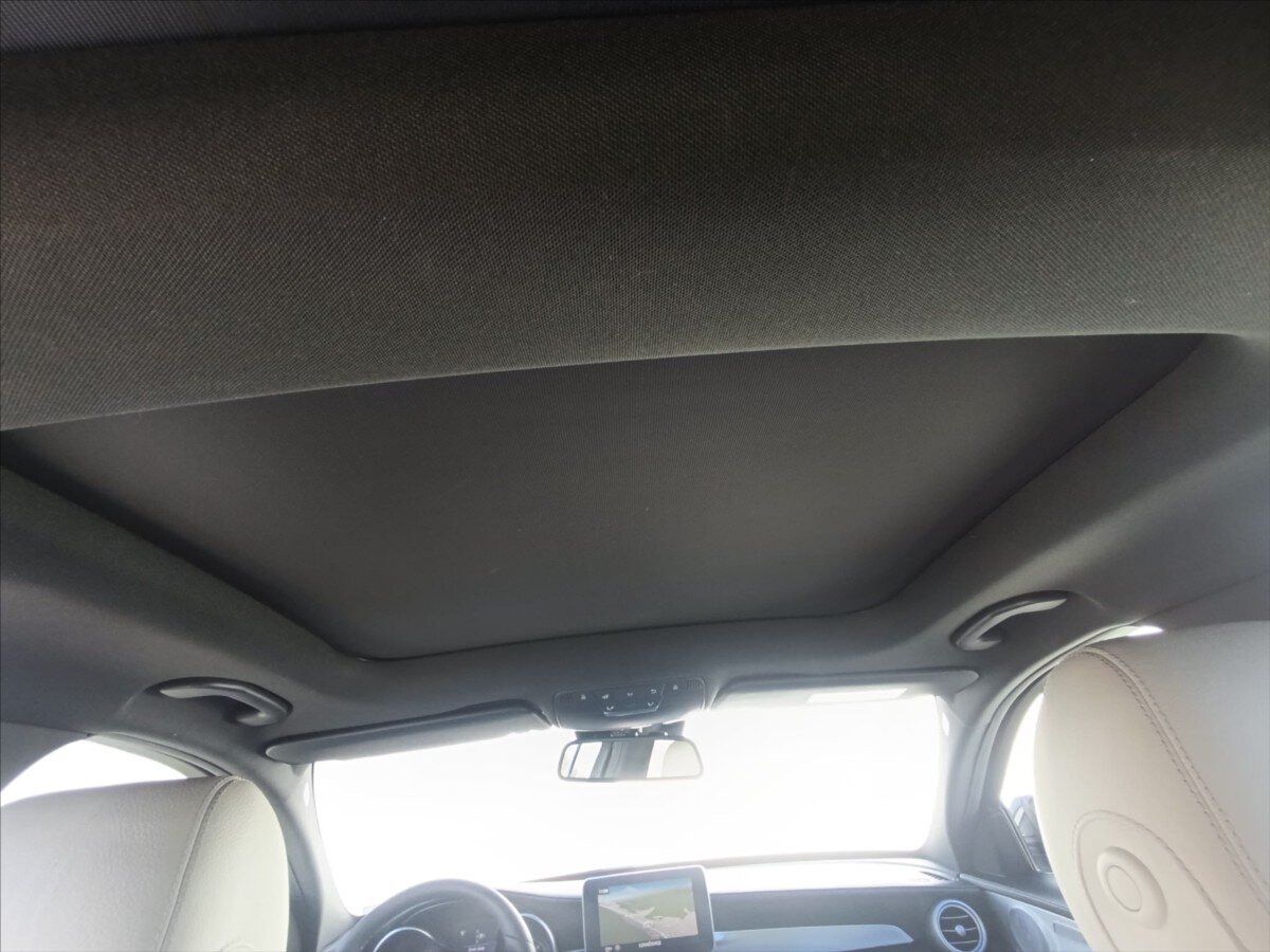 Mercedes-Benz Třídy C Kombi 2,1 l 150 kw