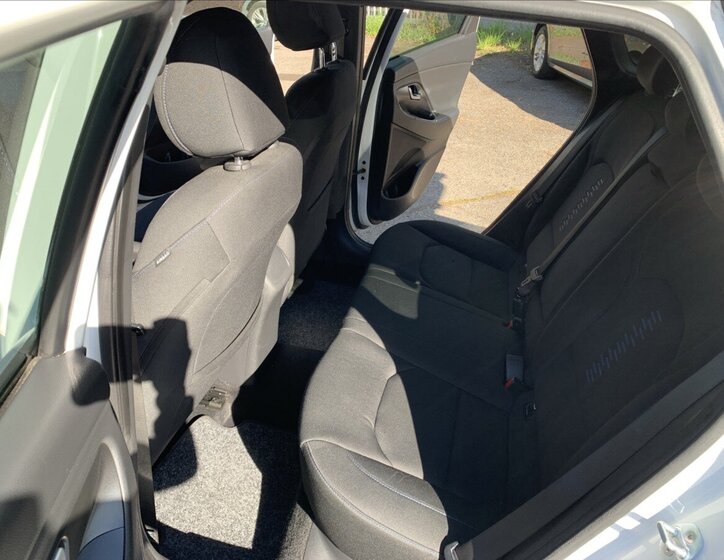 Hyundai i30 Kombi 1,4 l 103 kw