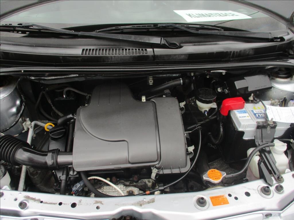 Subaru Justy Hatchback 998,0 51 kw