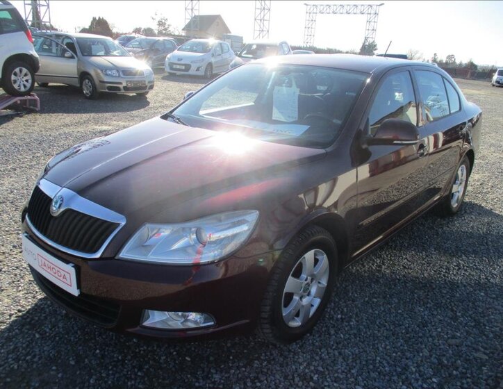 Škoda Octavia Sedan / Limuzína 2,0 l 103 kw